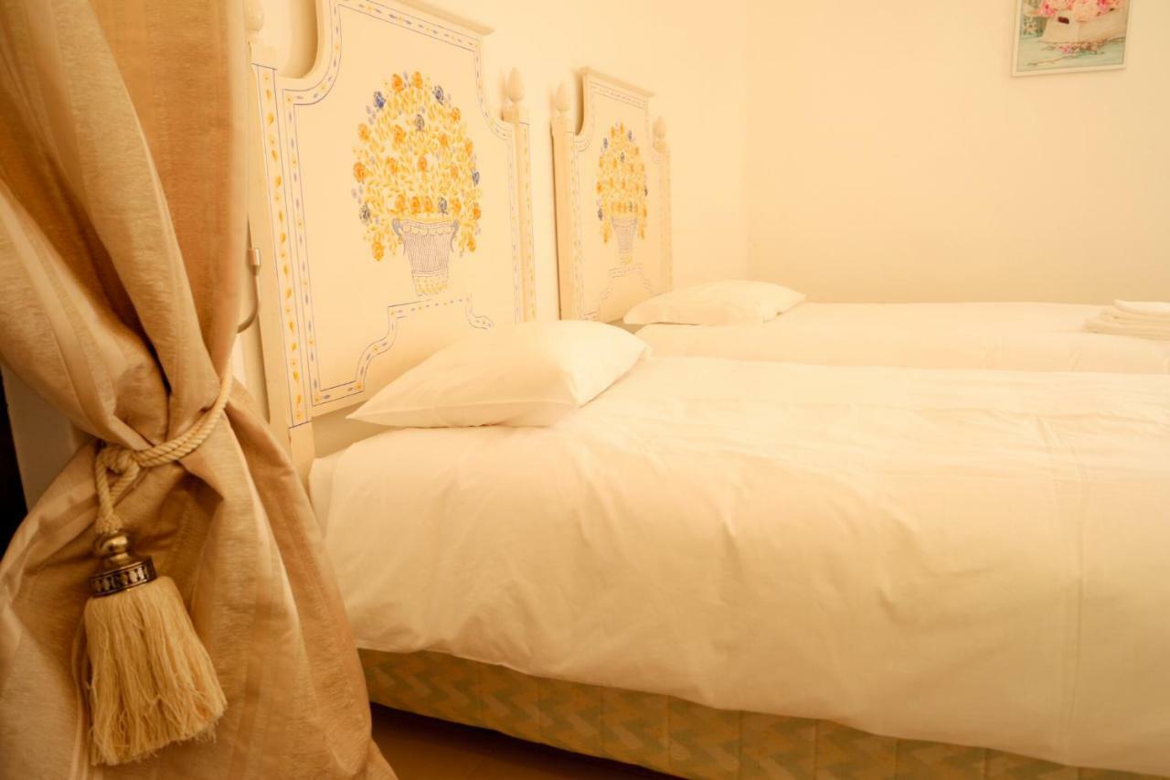 Villa Francesa Guest House Lagos Bagian luar foto